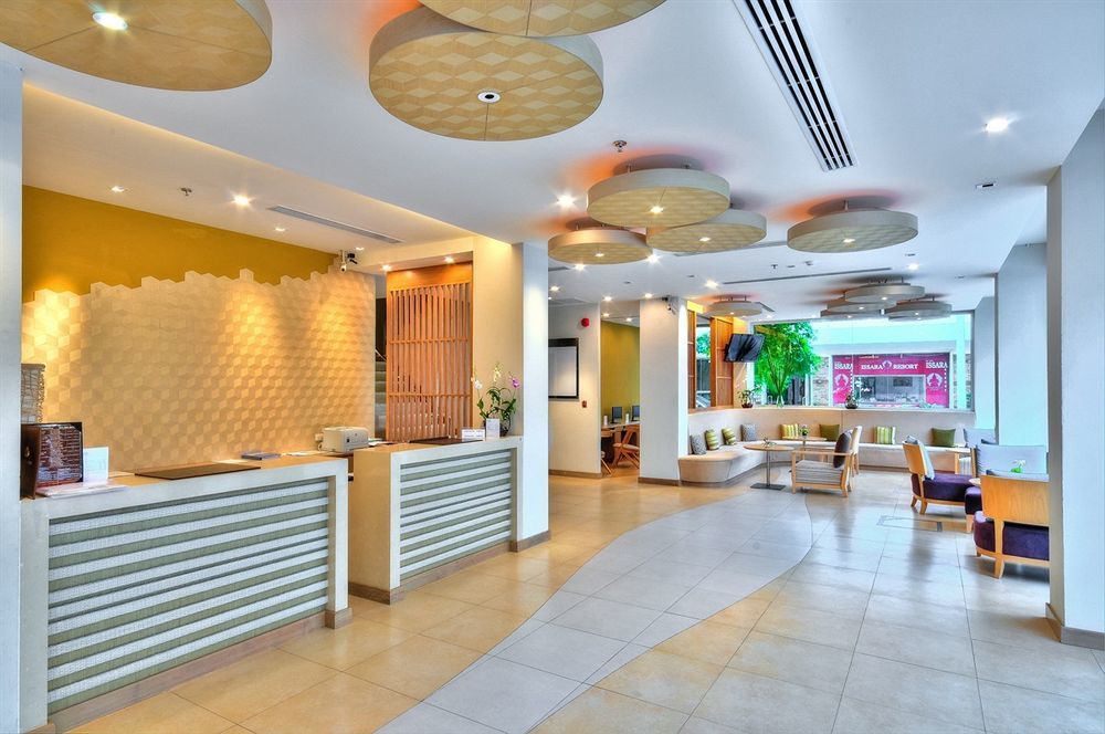 Ashlee Plaza Patong Hotel & Spa Exterior photo